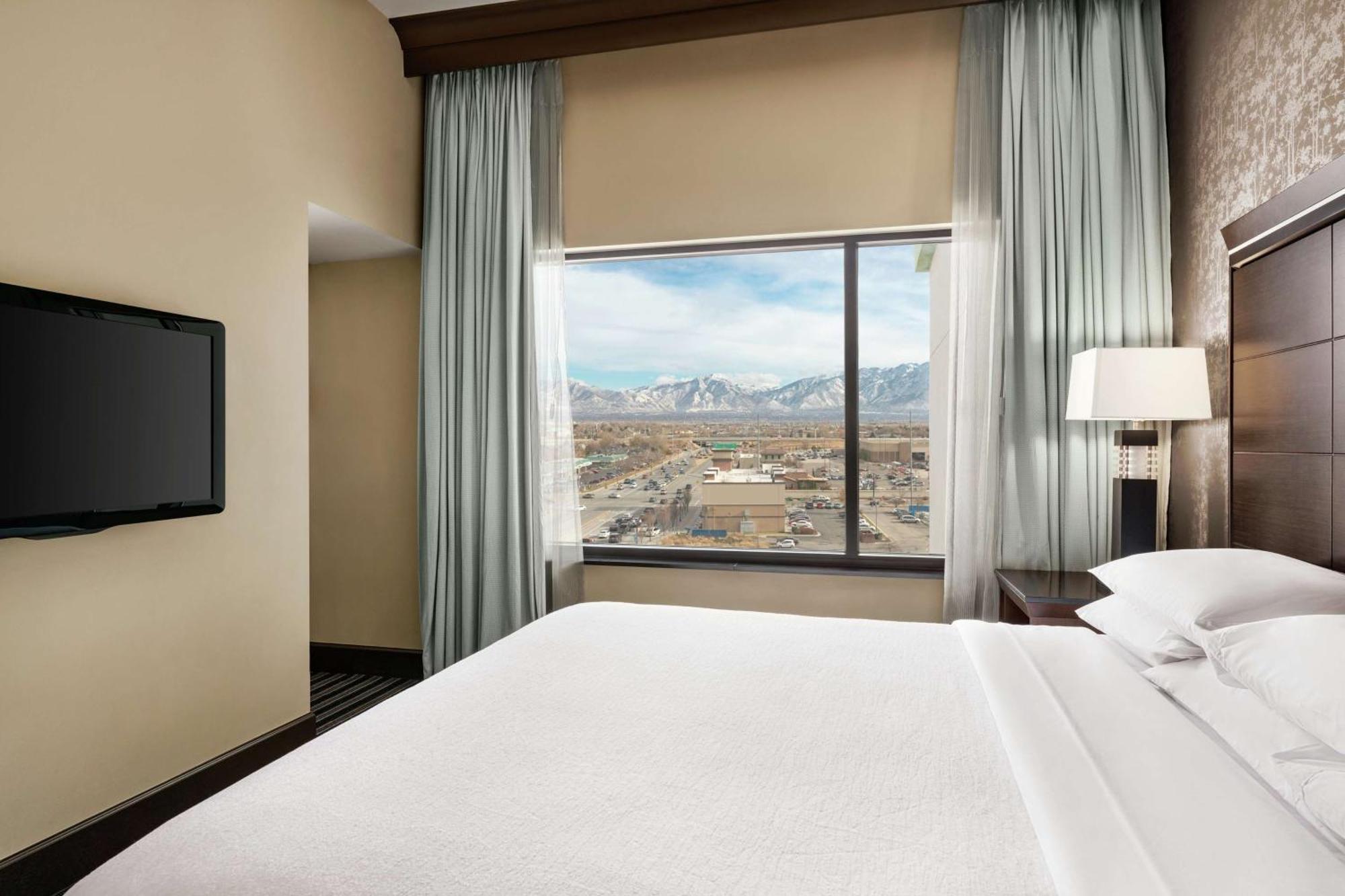 Embassy Suites By Hilton Salt Lake West Valley City Extérieur photo