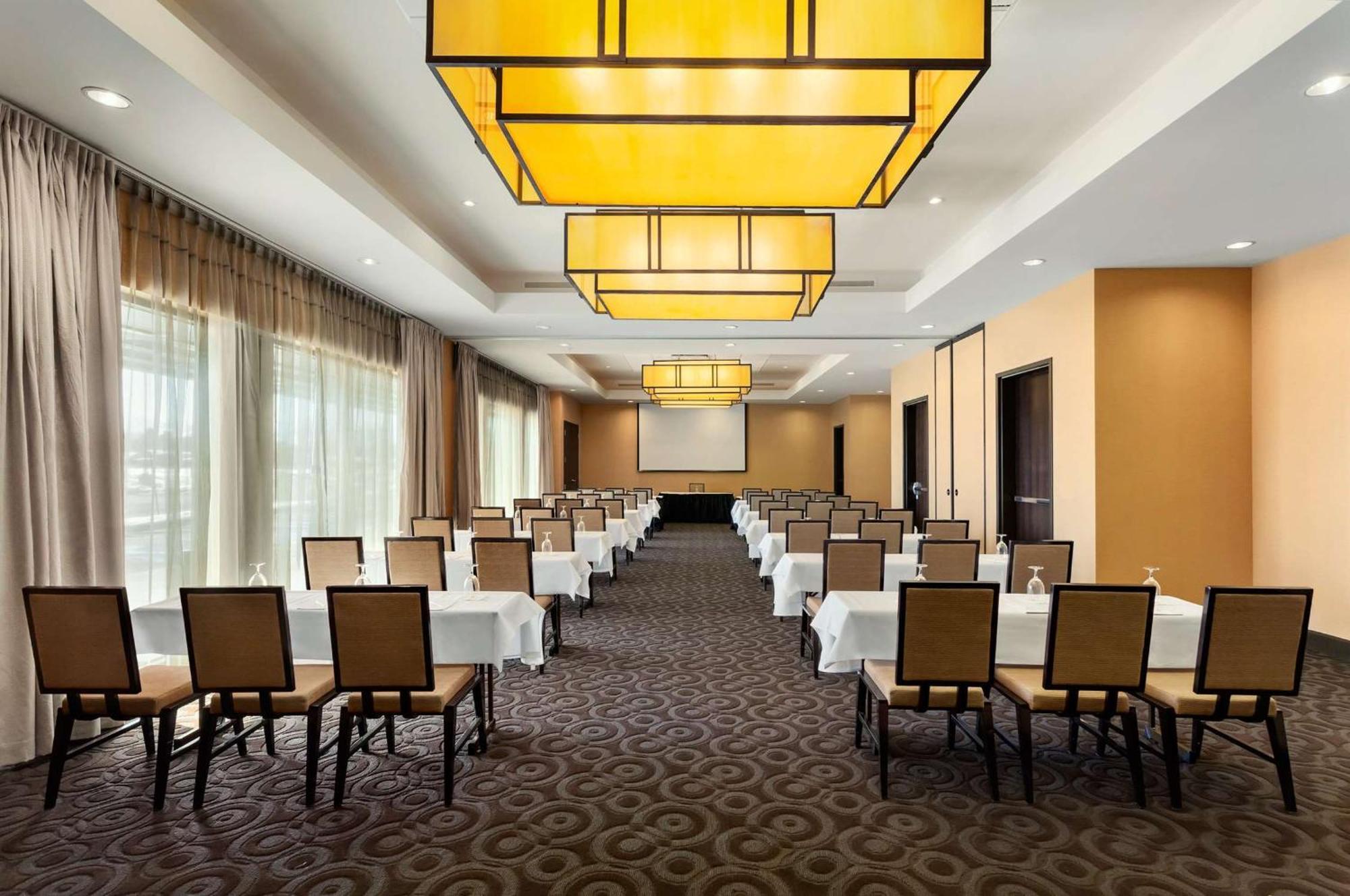 Embassy Suites By Hilton Salt Lake West Valley City Extérieur photo